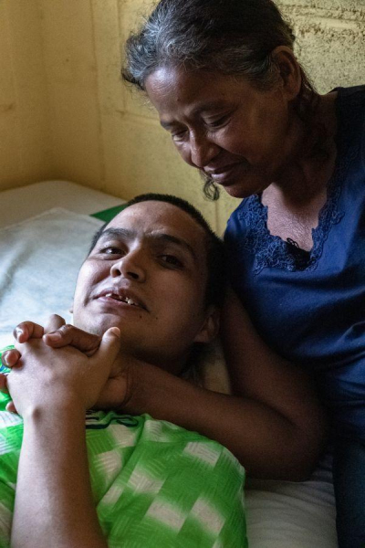 Frauke Decoodt. migrante discapacitado. Alan